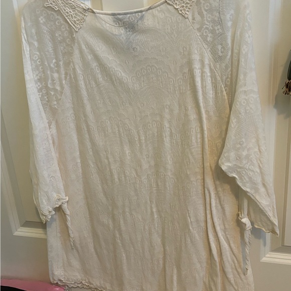Style & Company light shirt with lace embellishments. Medium . - Picture 2 of 3